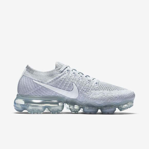 NIKE Flyknit Vapormax Pure Platinum White 7.5 US womens 38.5 EUR New in BOX - Picture 4 of 12